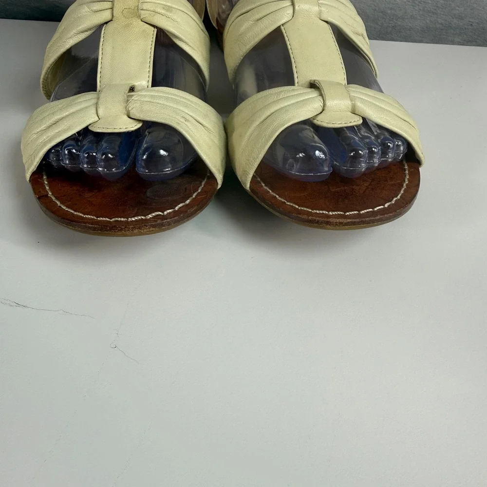Coach Tracy Ivory Leather Bow Flat Gladiator Sandals Womens‎ Size 7B A8045